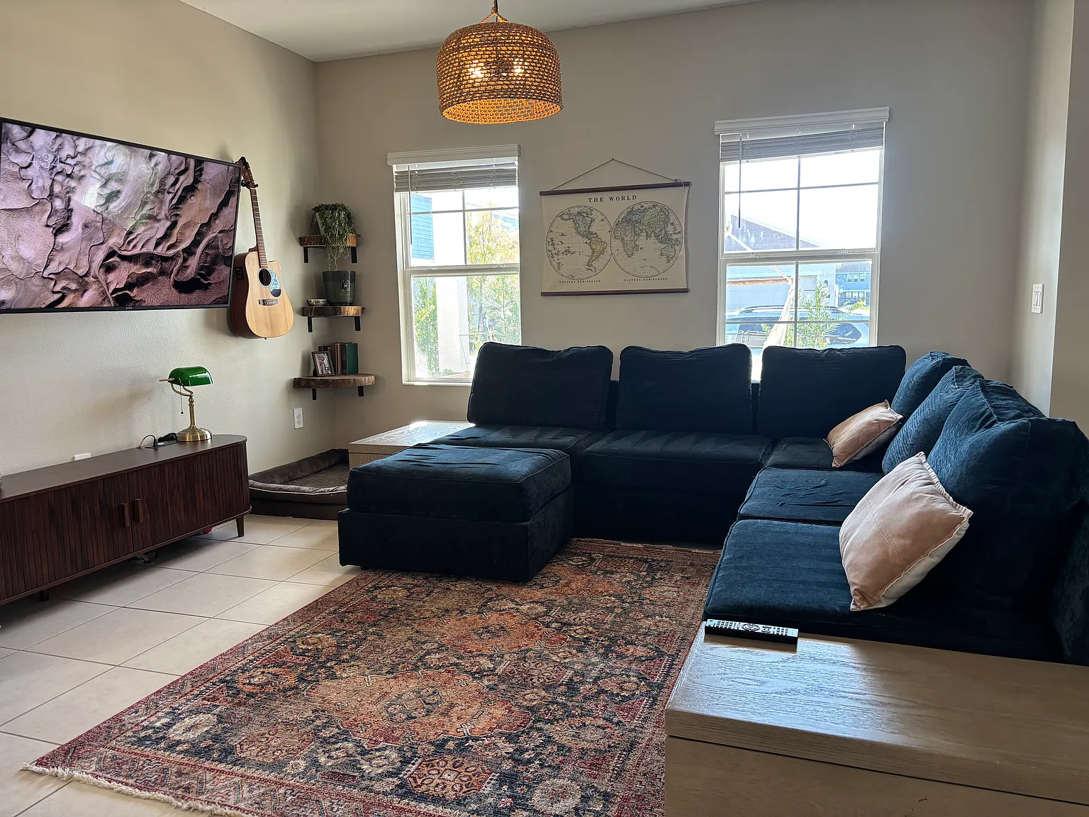 4 bed, 2023 sqft, $2,650 — Photo 3