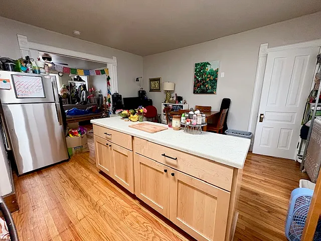 223 1/2 N Pinckney St — Photo 6