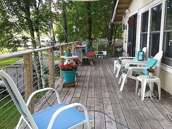 3rd image of 10194 Deaner Lake Dr