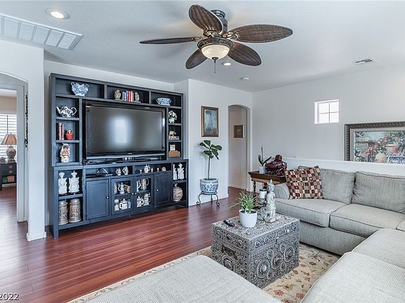 3rd image of 6278 Peneplain Ave