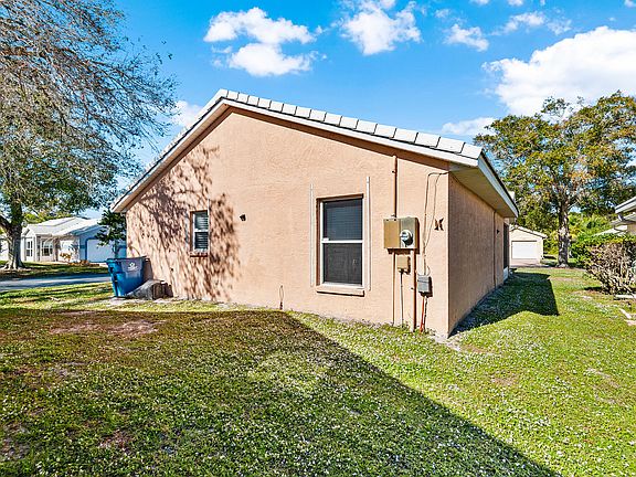 4th image of 1196 Goldenrod Cir NE