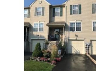 113 Bramble Ln, Perkasie, PA 18944