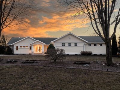 W223N4941 East View DRIVE, Sussex, WI, 53089
