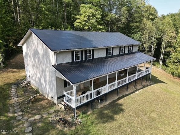 378 Big Sandy Rd, Newton, WV 25266