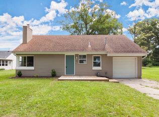 2413 Sunnymede Dr, Fort Wayne, IN 46803