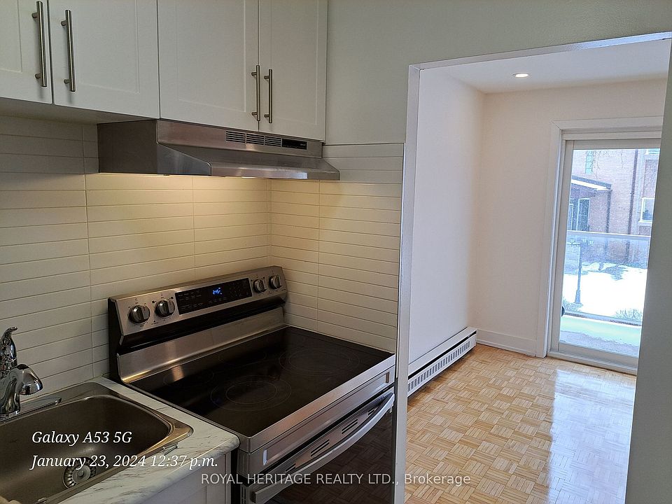 945 Simcoe St N 101, Oshawa, ON L1G 4W3 Zillow