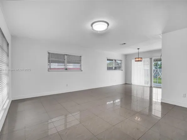 12371 SW 191st St, Miami, FL 33177