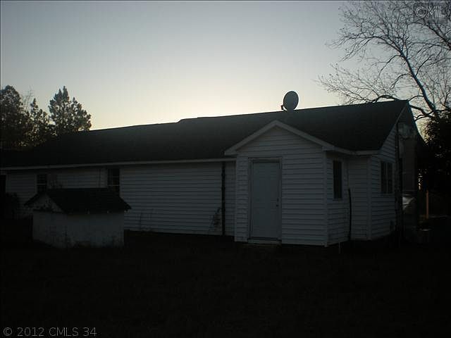 2nd image of 5784 Lockhart Rd