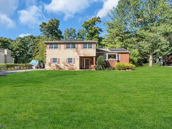 4th image of 126 Timothy Pl