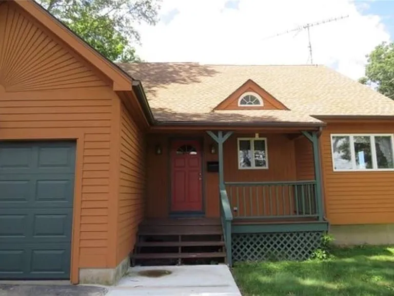 48 Bellevue Ave — Photo 2