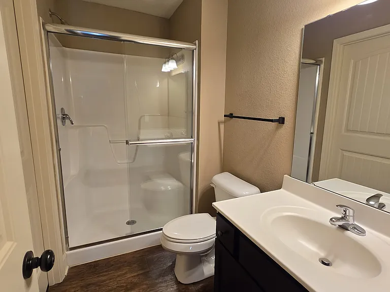 21601 Westover Cir — Photo 14