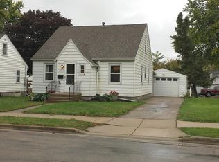 517 Ulstad Ave, Albert Lea, MN 56007