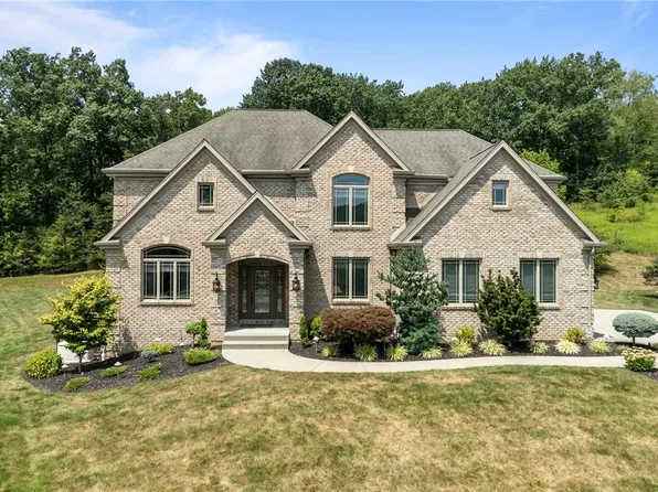 222 Cashmere Ct, Cranberry Township, PA 16066