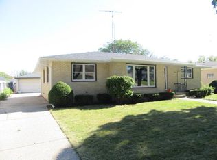 6039 43rd Ave, Kenosha, WI 53142