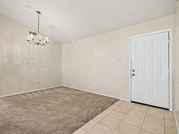 5th image of 15330 Bratten Ln