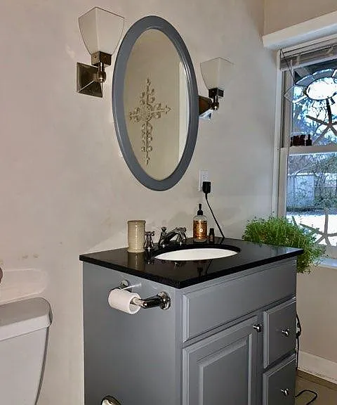 Main floor bath