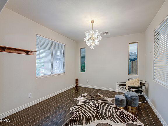 5th image of 1487 E ANGELINE Avenue