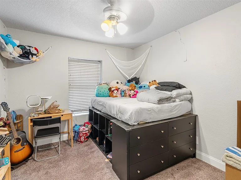 4630 Woodside St #1 — Photo 8
