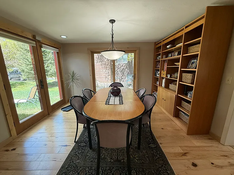 1250 Mesa Dr — Photo 11