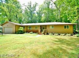 220 Heather Ln, Cortland, OH