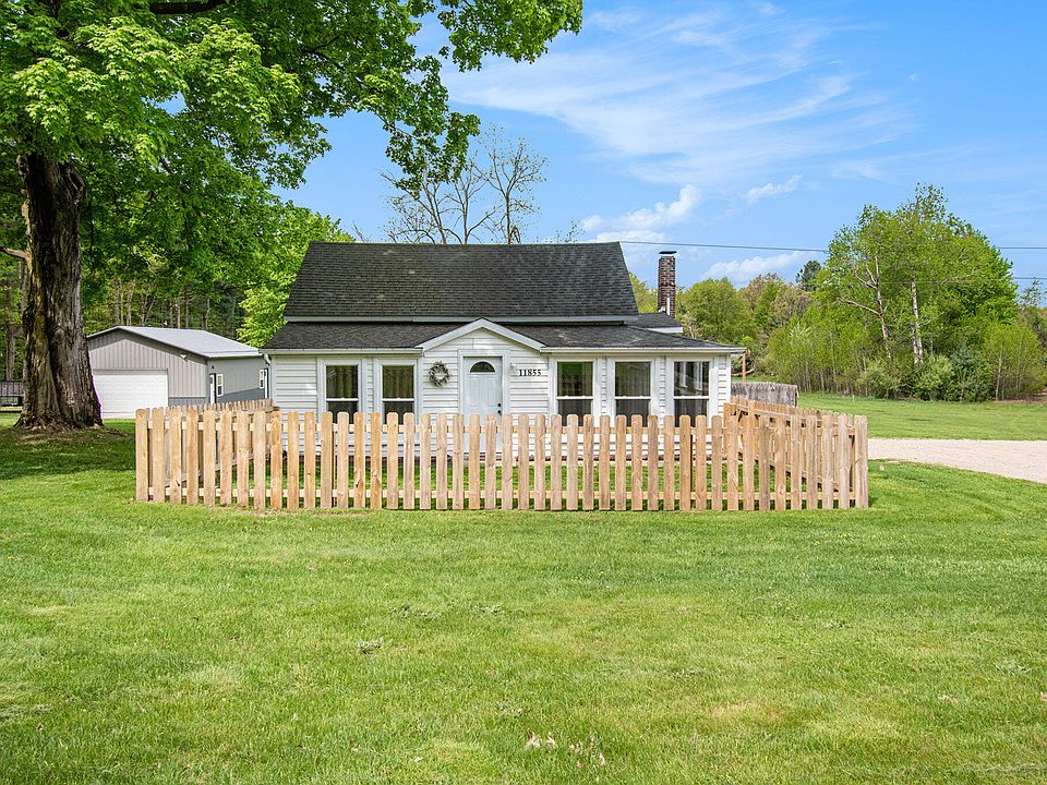 1st image of 11855 Long Lake Dr