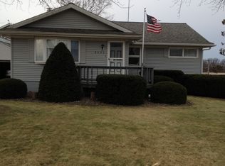 8037 E Chicago Rd, New Carlisle, IN 46552