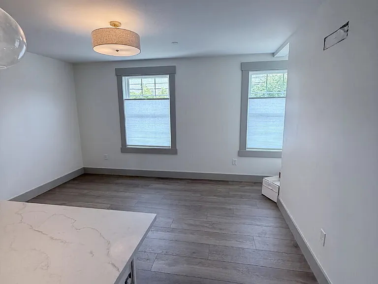 110 Silver St #201 — Photo 13