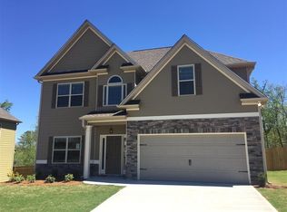 105 Village Park Dr, Newnan, GA 30265