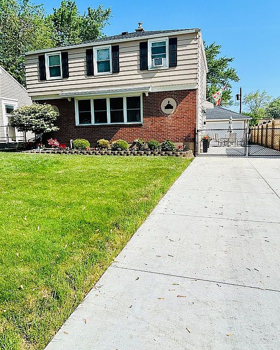 1st image of 116 Meadow Ln
