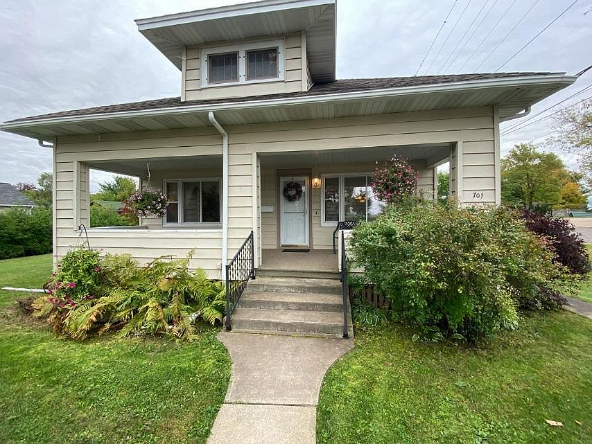 1st image of 701 E Margaret St