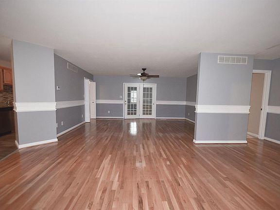 4th image of 138 Swiss Stone Way E