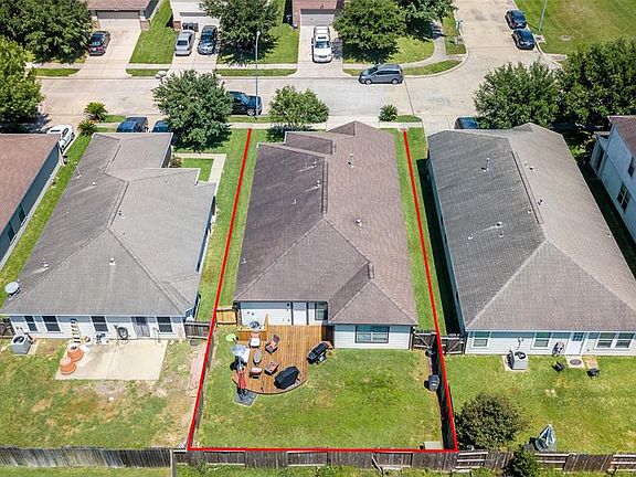 2nd image of 7627 Appleberry Dr
