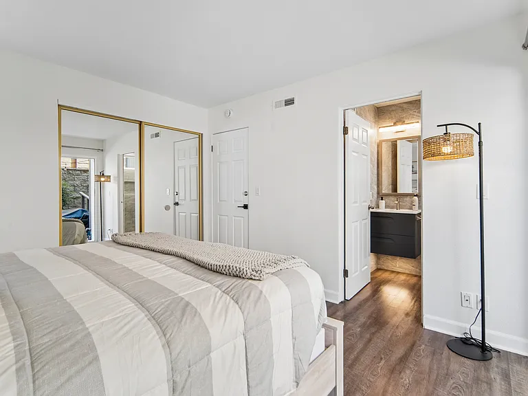 253 Fairview St #253 — Photo 69