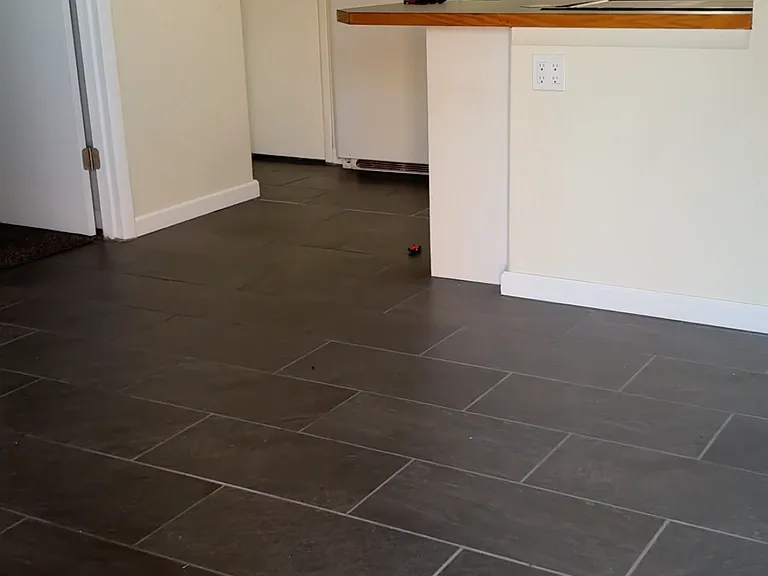 1214 E Graham St #1 — Photo 3