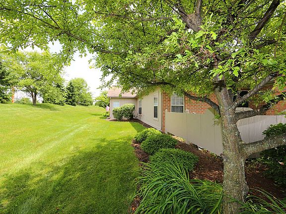 3rd image of 80 Woodberry Dr