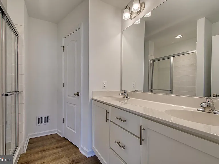 54 Melsonby Dr — Photo 26