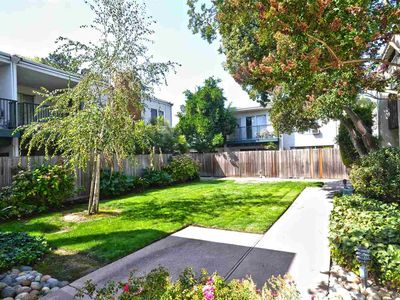 1411 Creekside Dr APT 21, Walnut Creek, CA, 94596