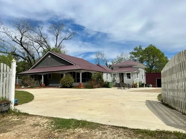 310 Broad St, Camden, AL 36726