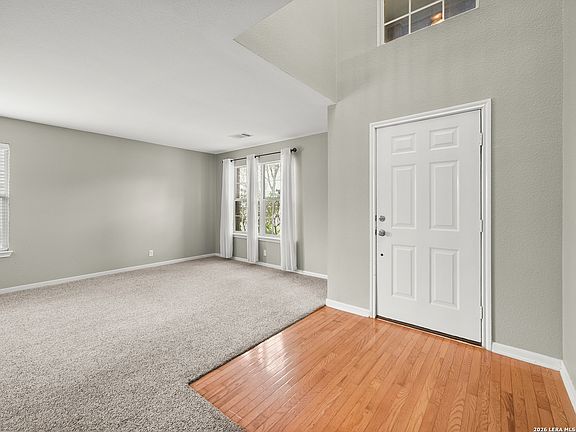 3rd image of 264 Tierra Grande