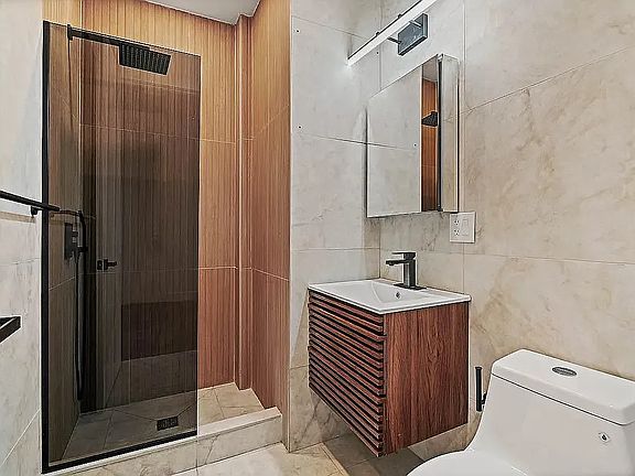 5th image of 6 Avenue B #2