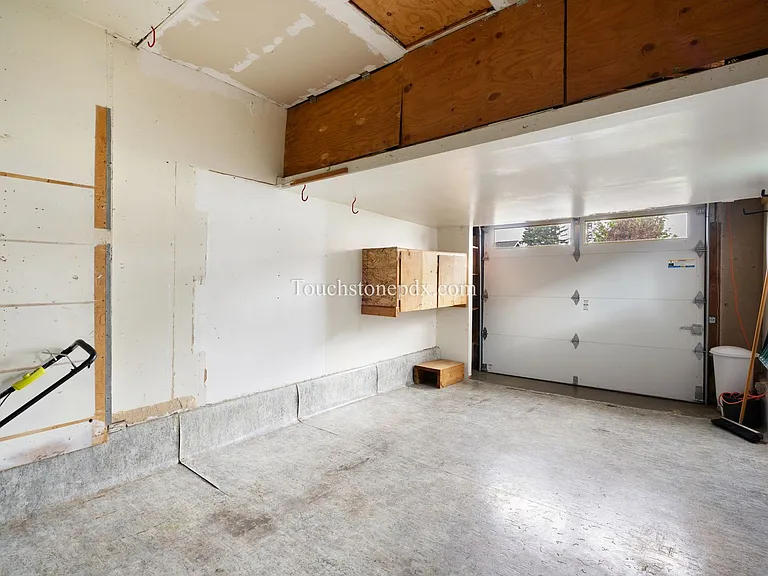 6718 SE Center St — Photo 22