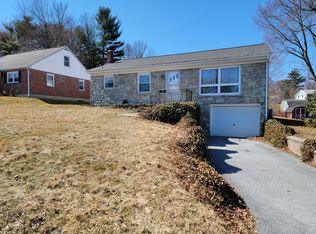 106 E End Ave, Akron, PA 17501