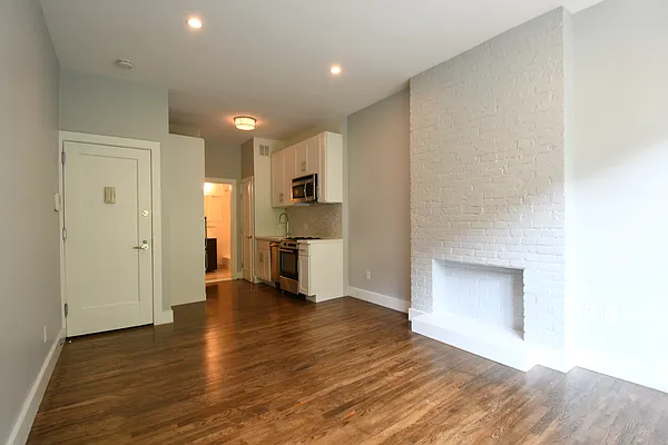 Rented by Corcoran | media 15