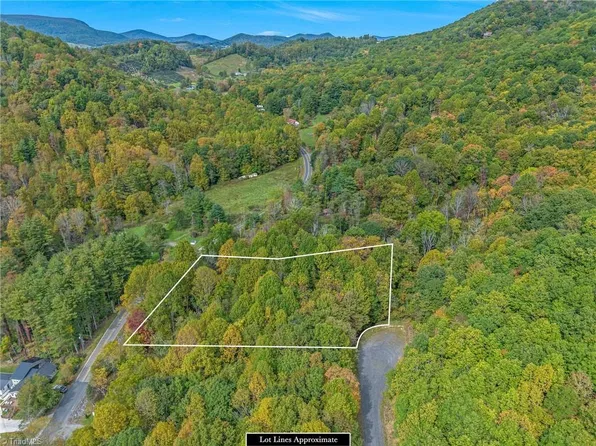 1 Red Sleigh Way, Fleetwood, NC 28626