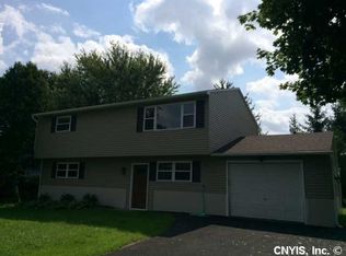 5440 Caughdenoy Rd, Clay, NY 13041