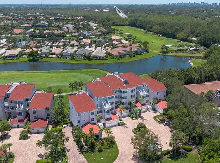1540 Clermont Dr #F-403 — Photo 29