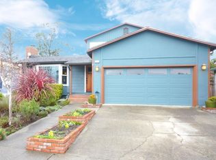 190 Shelter Cove Dr, Half Moon Bay, CA 94019