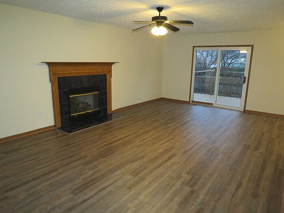 2nd image of 4012 Cailin Dr