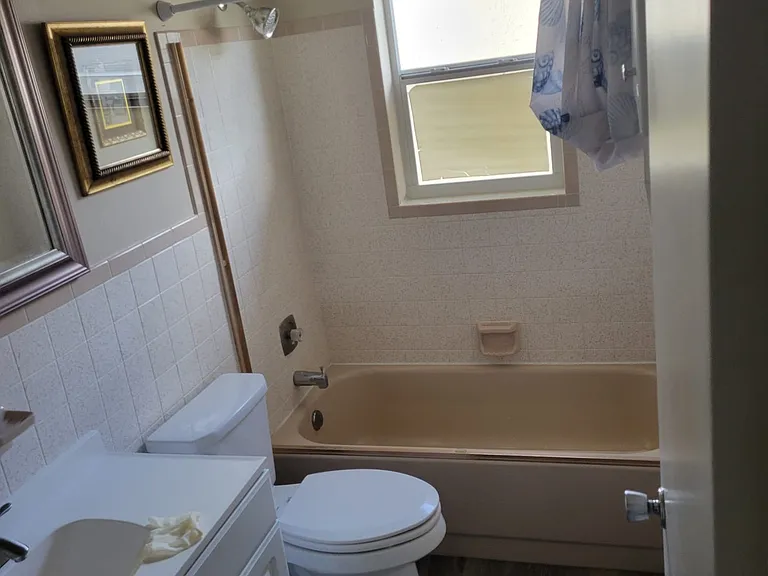7530 Judith Cres #A — Photo 11