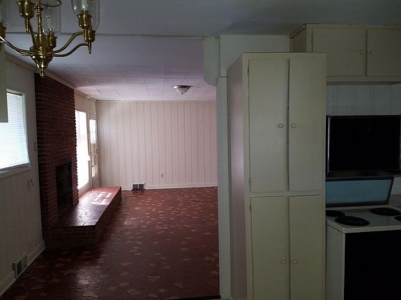 Den entrance from kitchen